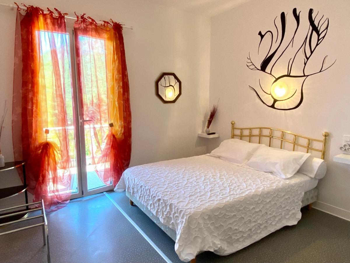 Les Terrasses Hotel Laragne-Monteglin Bagian luar foto