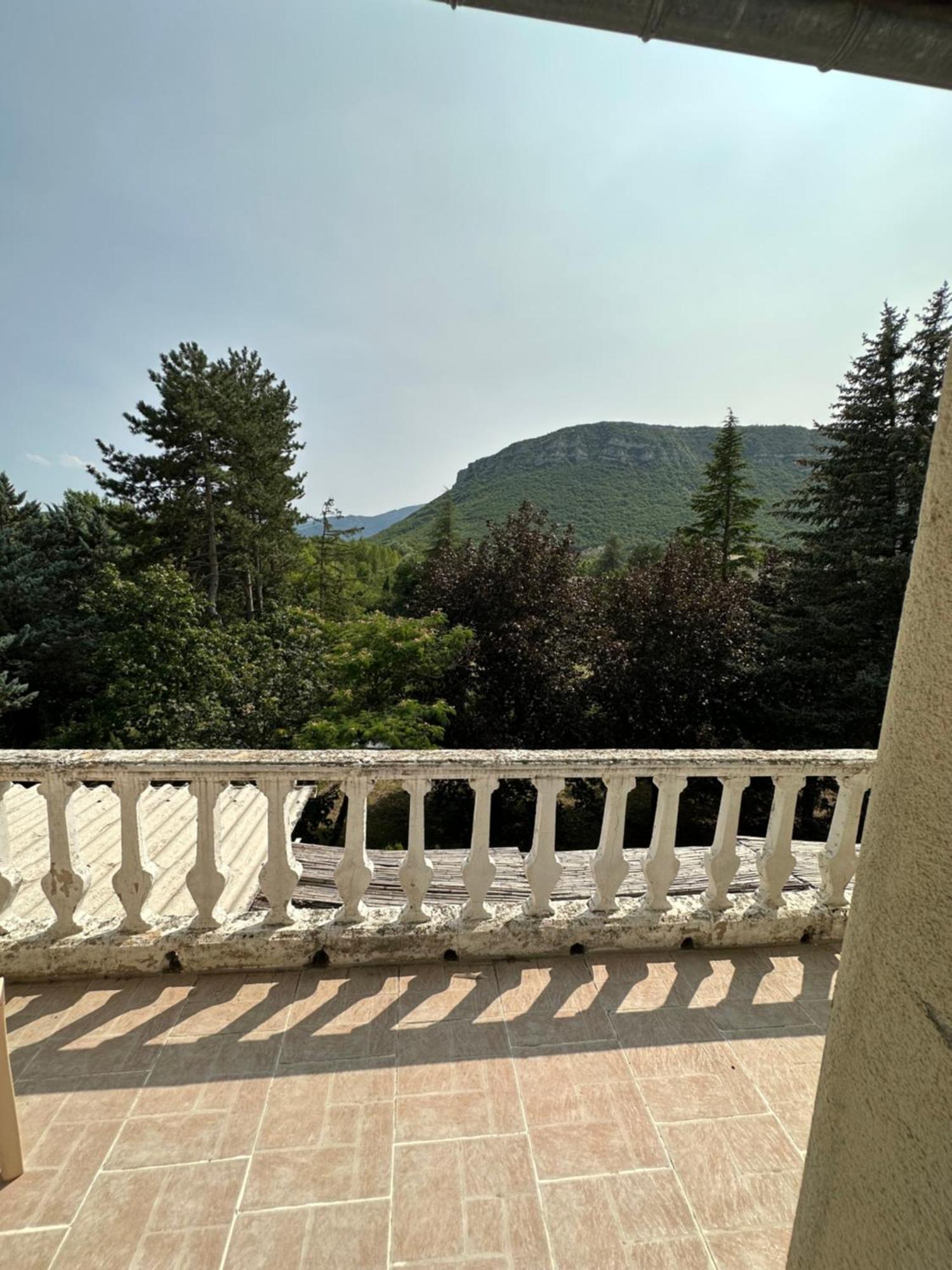 Les Terrasses Hotel Laragne-Monteglin Bagian luar foto
